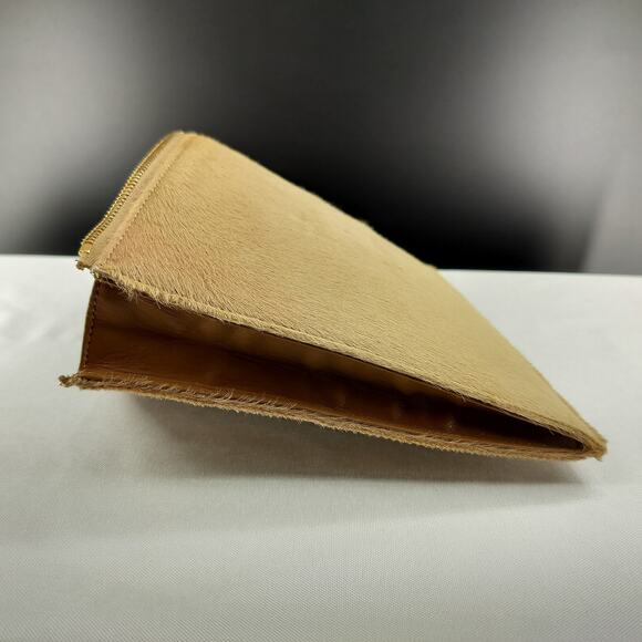 POLOGEORGIS Medium Signature Pouch With Gold Zip - Picture 4 of 14